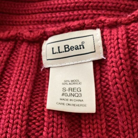 L.L. Bean Women's Signature Fisherman Sweater Cardigan Small Red Cable Knit - Picture 7 of 8